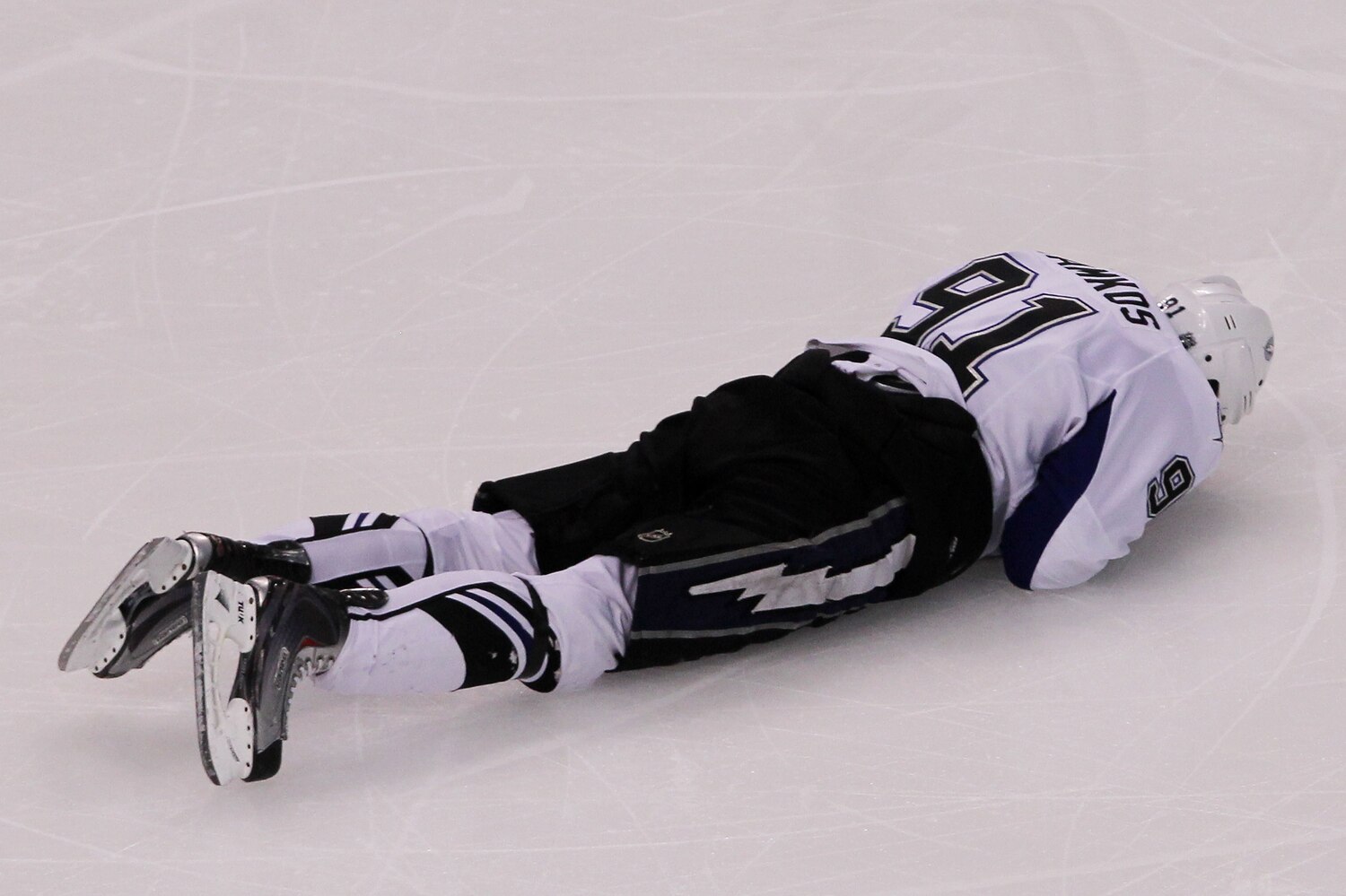 Hockey's 15 Nastiest Shot-Blocking Injuries Caught on Tape | Bleacher