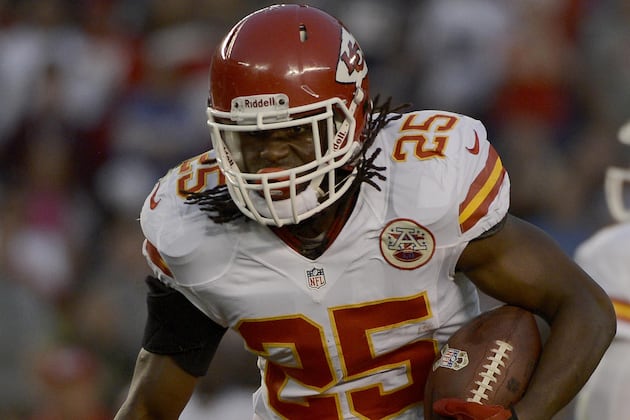 Jamaal Charles Leaves Game Following Hit
