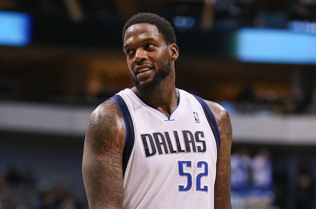Sources: Mavs Will Waive Eddy Curry to Make Room for Troy Murphy