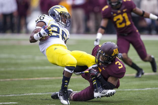 Gardner Guides Michigan Past Minnesota