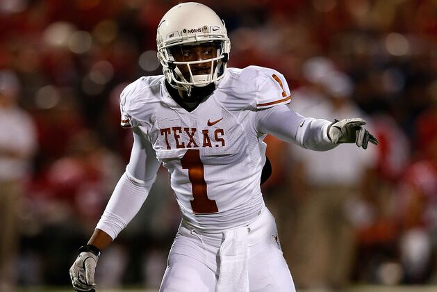 Ash and Davis Find Connection in Win for Horns