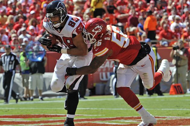 Chiefs Linebacker Johnson Punches Through Shroud of Mediocrity