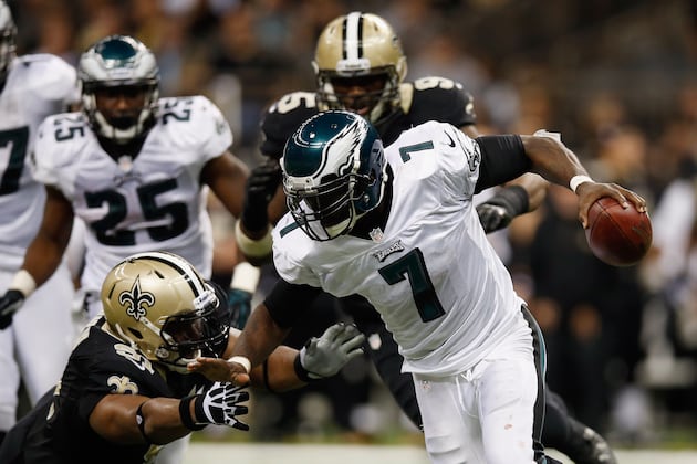 Michael Vick: QB Change Won't Fix Broken Eagles Offense