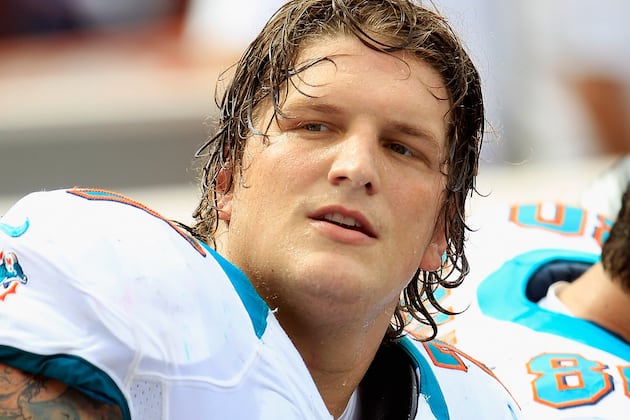 Miami Dolphins Left Tackle Jake Long Knows He Must Do Better