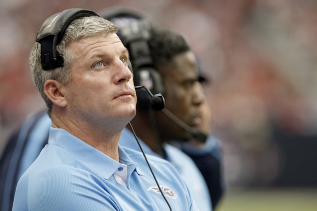 Tennessee Titans: Debating Whether Coach Mike Munchak Should Stay or Go