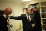 Obama, Pippen Hoop on Election Day