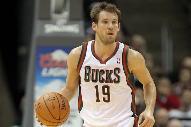 Jennings Hot, Urdih Not for Bucks