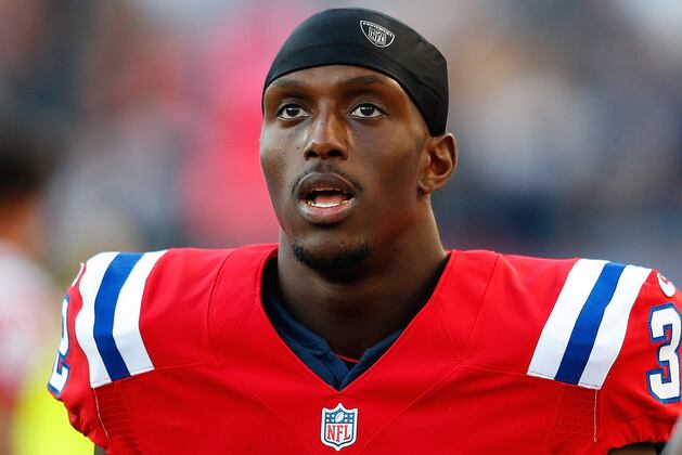 Patriots CB McCourty Makes Transition to Safety
