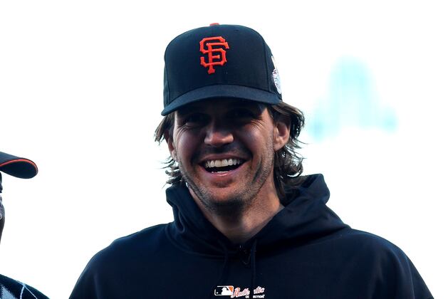 Giants' Barry Zito Wins Hutch Award, Will Be Honored in Seattle