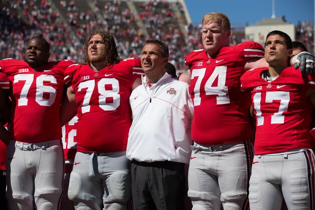 Offensive Line Is Band of Brothers