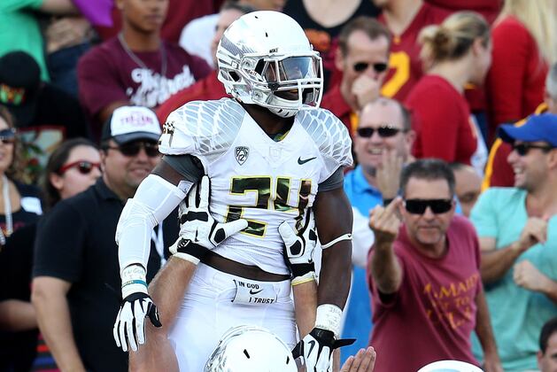 Oregon's Kenjon Barner Named Doak Walker Semifinalist