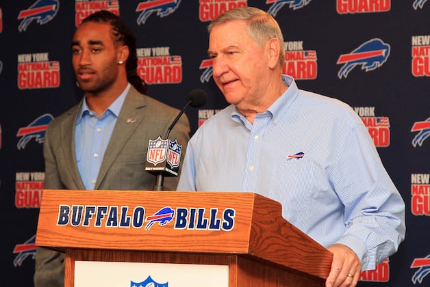 Buddy Nix on Drafting QB: Bills 'Need to Address It This Year'
