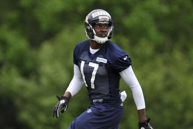 Bears Receiver Alshon Jeffery Returns to Practice