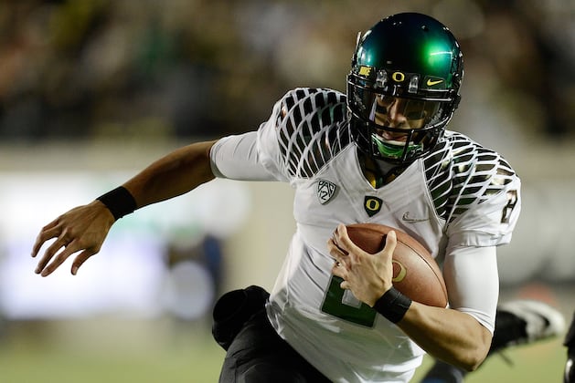 Oregon Football: Why the Cal Game Should Give Mariota Heisman Recognition