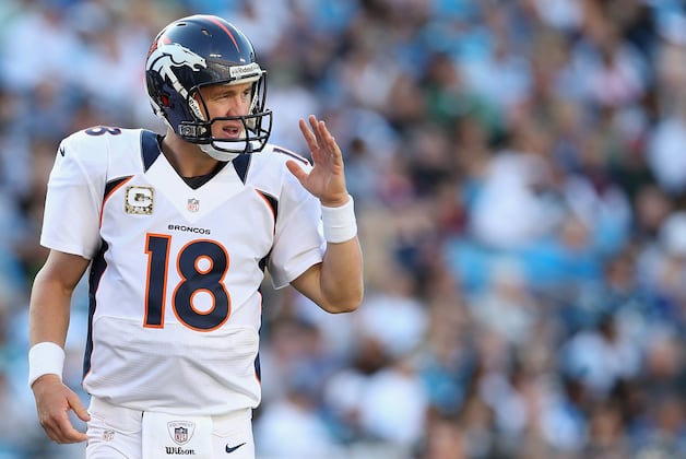 Manning helps Fox to win in Carolina return