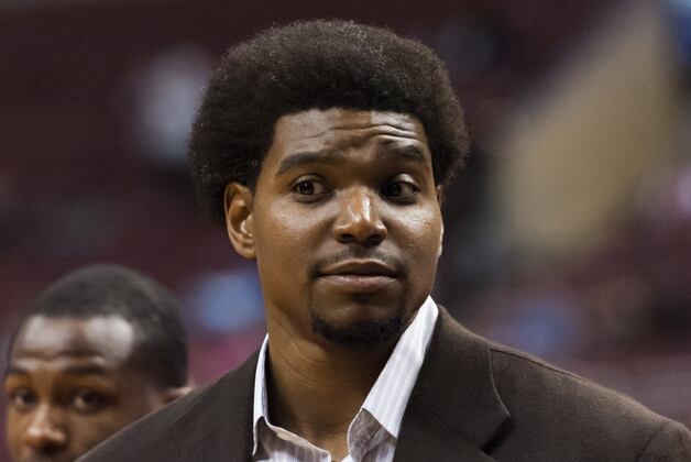 Sixers Not Providing Updates on Status of Andrew Bynum