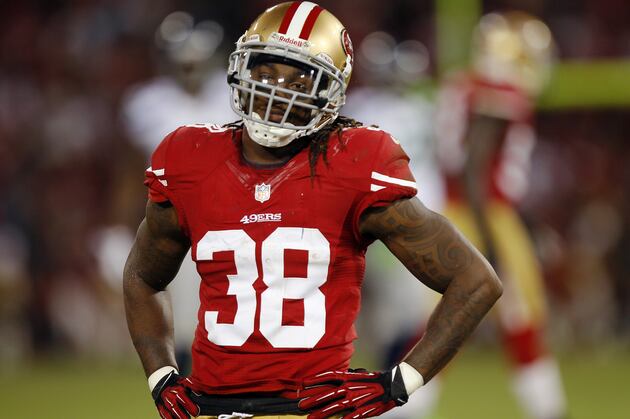 Dashon Goldson Didn't Know You Could Tie