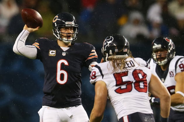 Jay Cutler out Due to Concussion, Jason Campbell in at QB