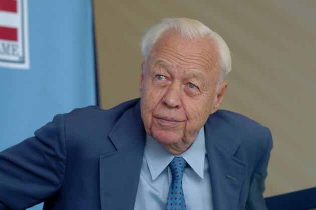 Former Yankees GM, Oldest Hall of Famer, Lee MacPhail Dead at 95