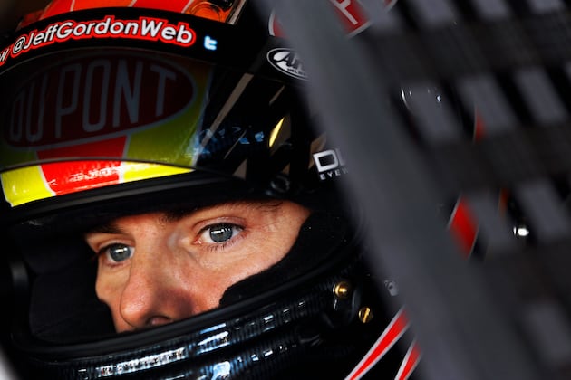 Jeff Gordon Hit with Weak Penalty After Run-in with Clint Bowyer at Phoenix