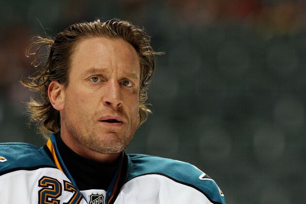 Roenick's New Book Takes a Poke at Marleau -- 'He's Got His Own Agenda'