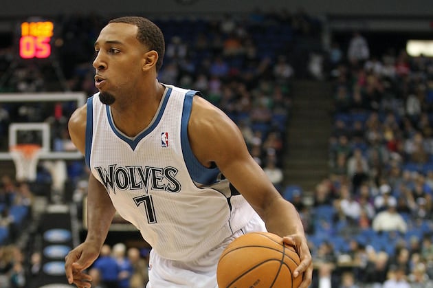 Video: Derrick Williams Reverse Jam Is Nasty