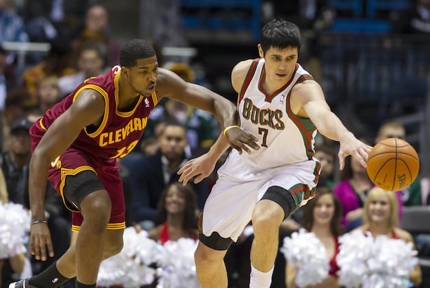 Milwaukee Bucks: Breaking Down the Reasons Behind Ersan Ilyasova's Poor Start
