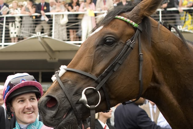 Frankel to Command Almost $200,000 Fee at Stud