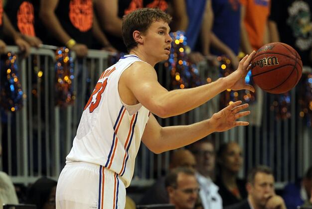 Murphy Gets Well, Scores 24; No. 10 Gators Handle No. 22 Badgers