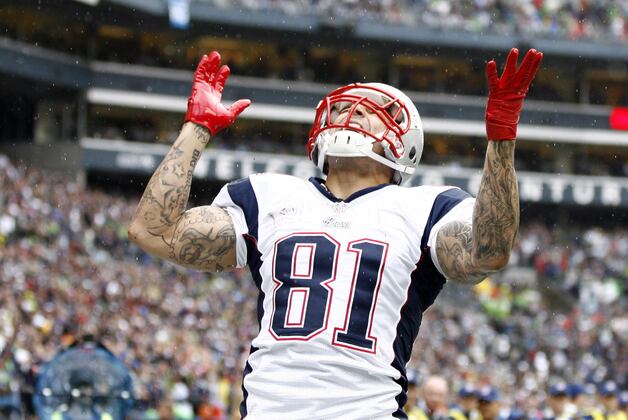 Aaron Hernandez In, Wes Welker out for Second Straight Practice