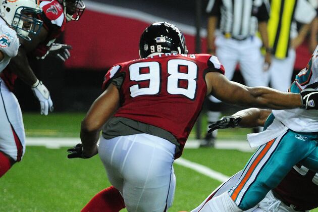 Look for Matthews, Massaquoi to Pick Up Most of Edwards' Playing Time