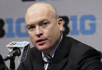 11876927-large_crop_north