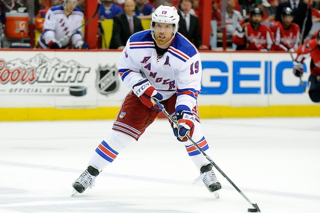 NHL Lockout: New York Rangers and Philadelphia Flyers Unite for Charity Game