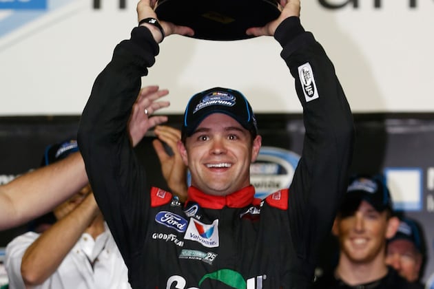 Ricky Stenhouse Jr. Wins Nationwide Crown