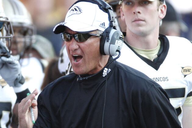 Western Michigan Fires Coach Bill Cubit with 1 Year Left on Deal