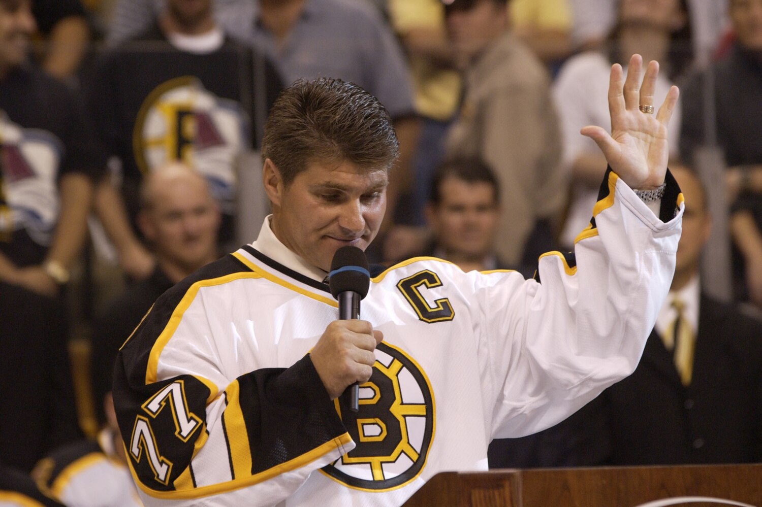 Boston Bruins Top 13 Defensemen in Franchise History