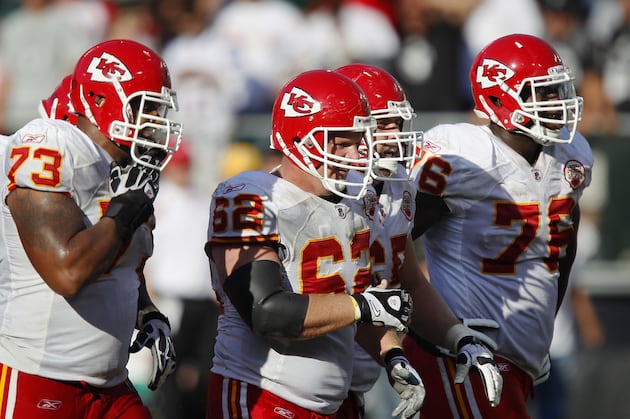 Chiefs Down 2 Starting O-Linemen vs. Bengals