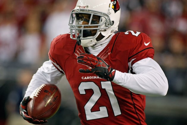 Peterson Returns to Game Despite Injury