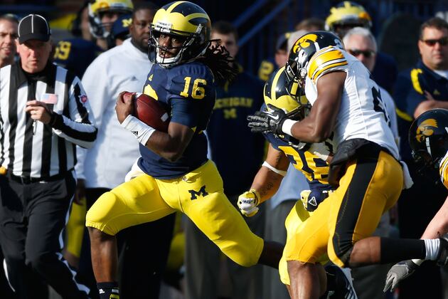 Denard Robinson Should Not Return to Quarterback Full Time, Even When Healthy