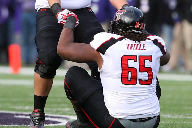 Waddle Injury Has Tech Shuffling Offensive Line