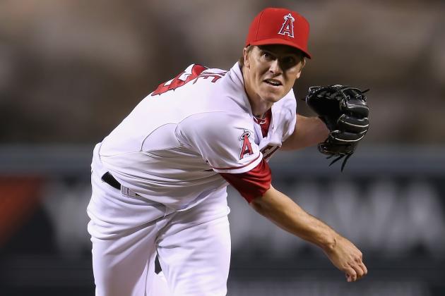 Debate: Are the Dodgers World Series Favorites If They Sign Greinke?