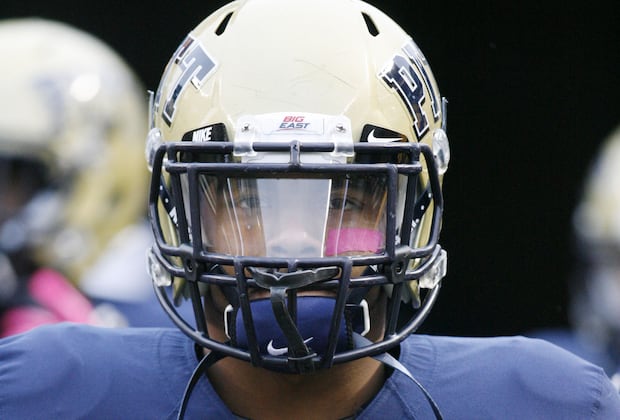 Pitt RB Rushel Shell Balances Class, Football and Fatherhood in Freshman Year