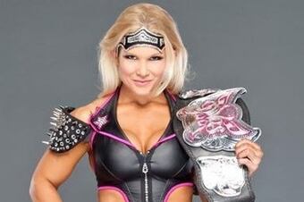 Beth-phoenix_display_image_display_image_crop_north