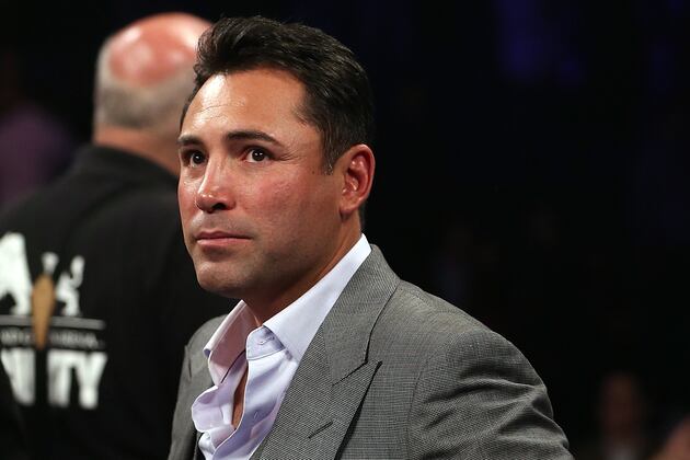 De La Hoya: Hatton Capable of Regaining Top Spot