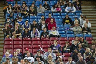 Frustrated Kings Fans Have an Empty Feeling