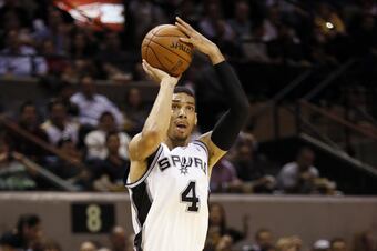Danny Green for three!
