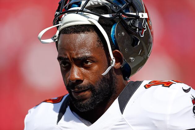 Bucs WR/KR Arrelious Benn Could Be Headed to IR