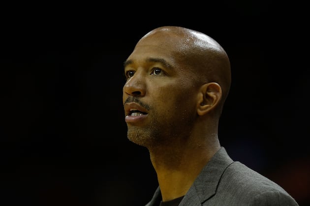 Everyone Seems Willing to Accept Responsibility for Hornets' Struggles