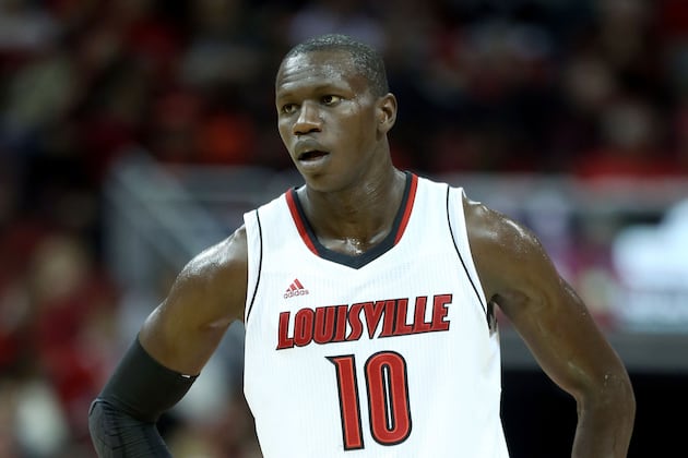 Louisville's Gorgui Dieng to Miss Duke Matchup with Wrist Injury