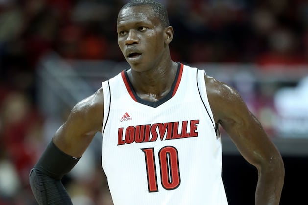 Gorgui Dieng out Indefinitely with Broken Wrist
